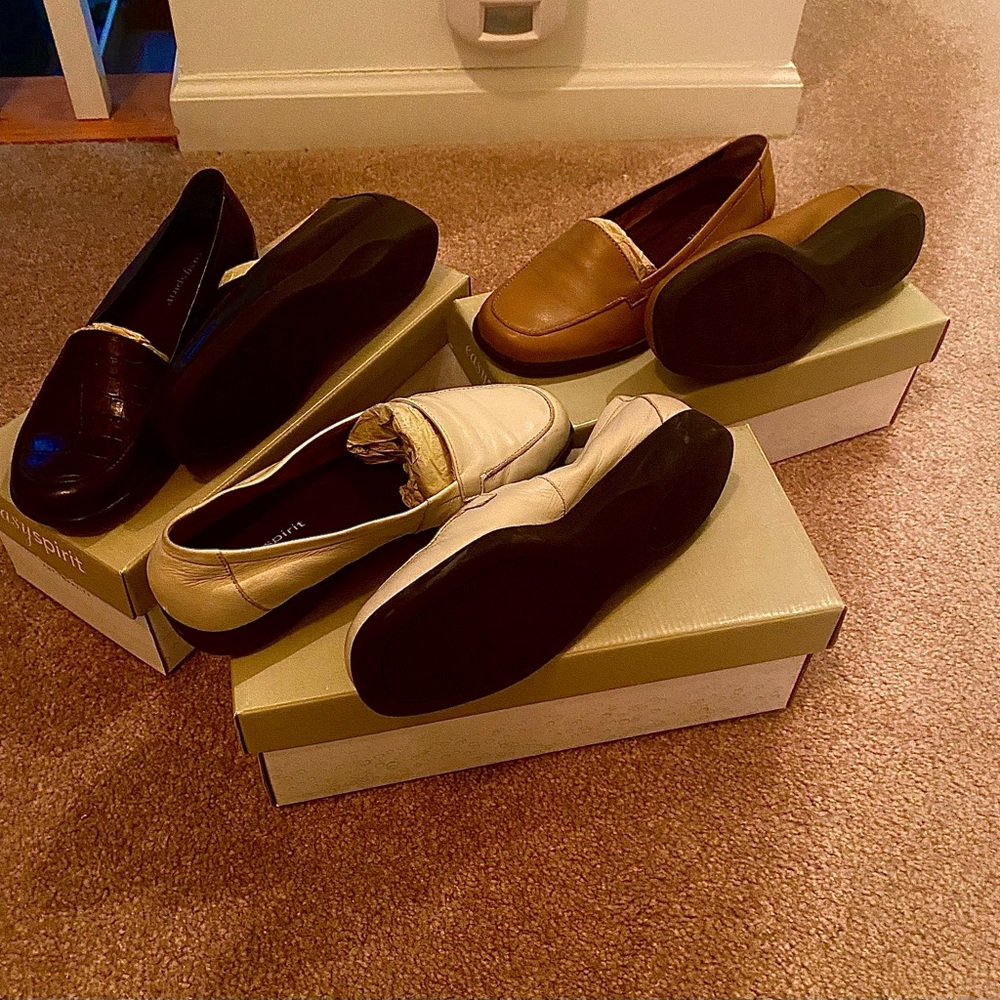 Easy Spirit (3 pair) flat shoes… excellent condition.